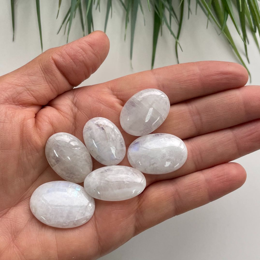Moonstone Cabochon - Rounded Oval - 1pc Moonstone Cabochon - Rounded Oval - 1pc